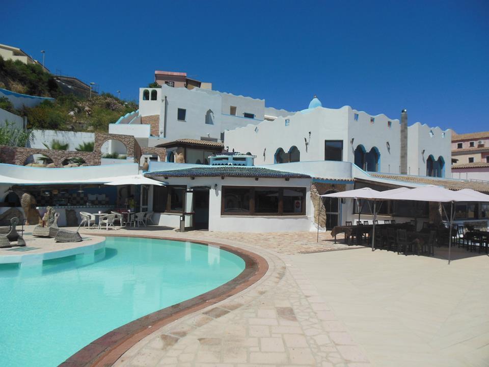 Hotel Dello Gnu San Pasquale Bagian luar foto