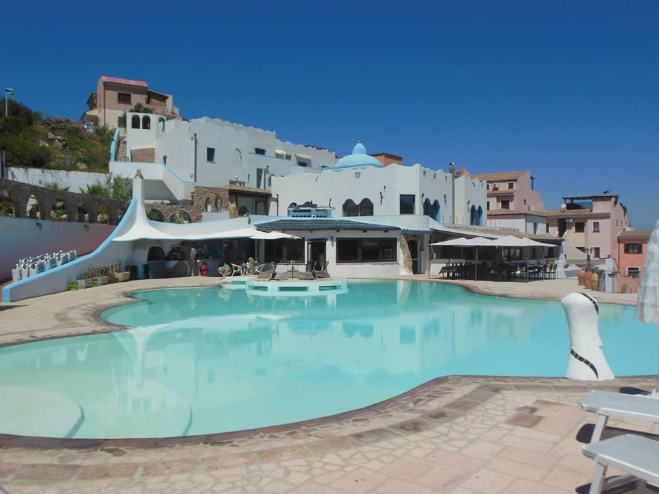 Hotel Dello Gnu San Pasquale Bagian luar foto