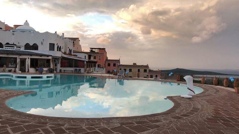 Hotel Dello Gnu San Pasquale Bagian luar foto